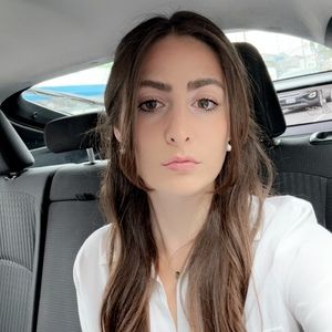 Meet your Posher, Lainey